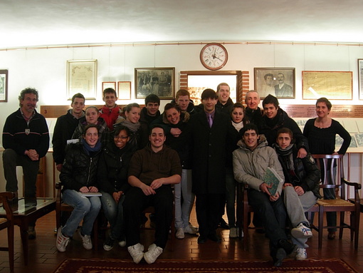 Poli - Jacopo e Barbara with the classroom